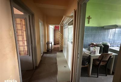 Apartament cu 3 camere decomandat în Independenței - 2