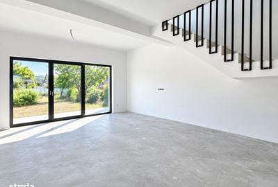 Casă cu 4 camere în Juc-Herghelie