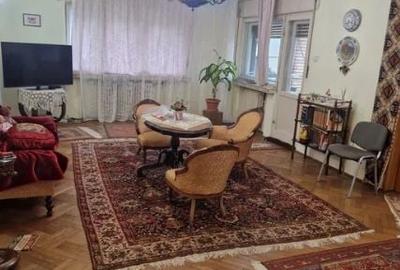 Apartament cu 5 camere decomandat, mobilat în Cotroceni