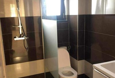 Apartament cu 3 camere în Bariera Vâlcii - 1
