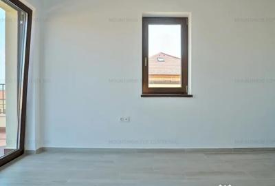 Apartament cu 3 camere decomandat în Cristian - 1