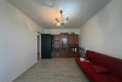 Apartament cu 3 camere decomandat în Pantelimon