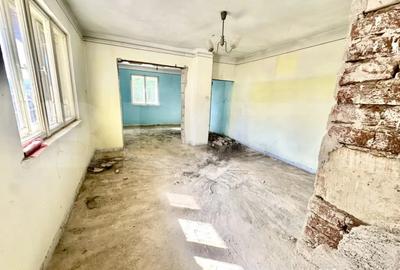 Casă cu 5 camere cu Garaj în Central - 7