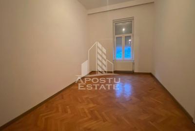 Apartament cu 4 camere decomandat în Central - 3