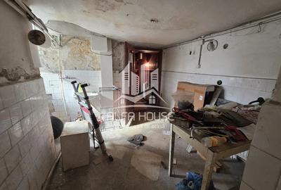 Casă cu 5 camere cu Teren 130 Mp în Luncă