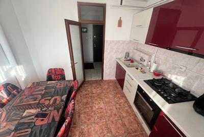 Apartament cu 2 camere decomandat în Micro 21 - 2