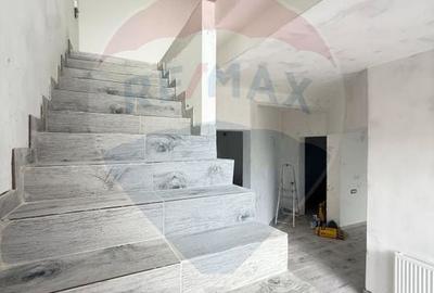 Casă individuală cu 6 camere cu Teren 300 Mp în Sud - 17