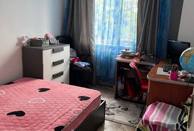 Apartament cu 4 camere semidecomandat în Micro 19 - 3