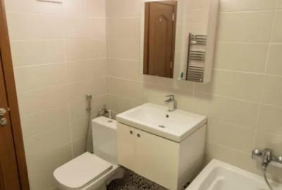 Apartament cu 3 camere decomandat în Vitan