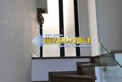 Duplex cu 4 camere cu Canalizare în Ultracentral - 5