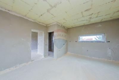 Apartament cu 2 camere decomandat în Republicii - 11