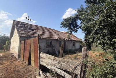 Casă cu 2 camere în Cheresig