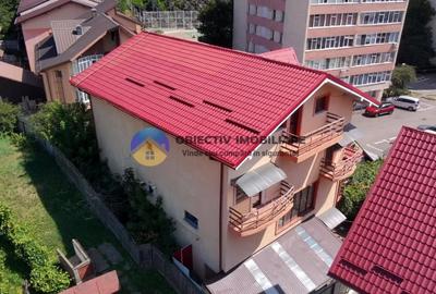 Casă cu 4 camere cu Canalizare în Dărmănești