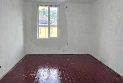 Apartament cu 2 camere decomandat în Uric - 13