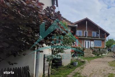 Casă cu 4 camere decomandat cu Canalizare în Vișea - 1