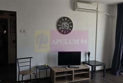 Apartament cu 2 camere semidecomandat, mobilat în Eroii Revoluției
