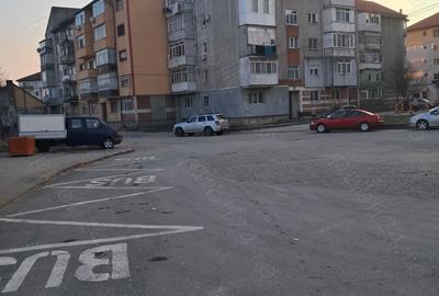 Apartament cu 2 camere decomandat în Caransebeș - 1