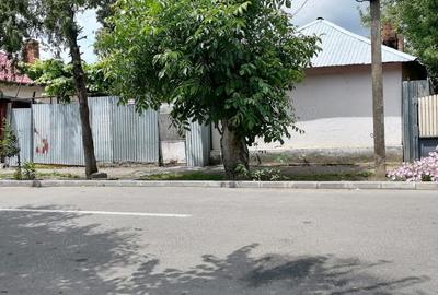 Casă cu Teren 467 Mp în Oltenița