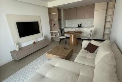 Apartament cu 2 camere semidecomandat, mobilat în Pipera