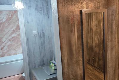 Apartament cu 3 camere decomandat în George Bacovia - 2