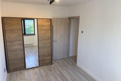 Apartament cu 3 camere decomandat în Central - 12