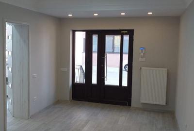 Spațiu comercial, de 60 mp, în Central