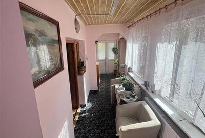 Casă individuală cu 4 camere cu Teren 9168 Mp în Șișterea - 9