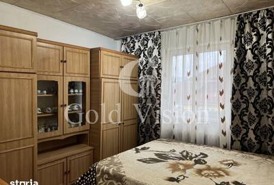 Apartament cu 3 camere semidecomandat în Central - 4