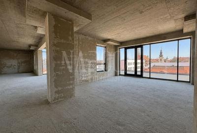 Spațiu comercial, de 827 mp, în Ultracentral