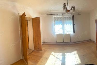 Casă cu 6 camere în Vladimirescu - 2