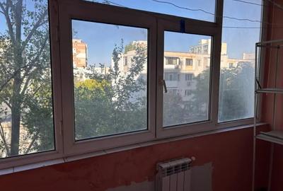 Apartament cu 2 camere decomandat în Micro 21 - 4
