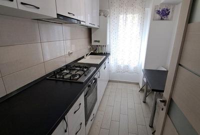 Apartament cu 2 camere decomandat în Nicolina - 3