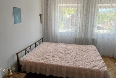 Casă cu 10 camere cu Teren 625 Mp în Păușești - 10