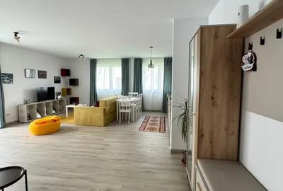 Apartament cu 2 camere decomandat în Tractorul - 12