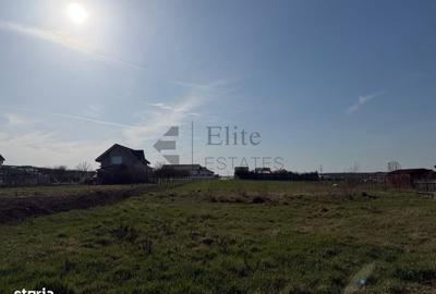 Casă cu 4 camere cu Teren 2195 Mp în Cihei - 1