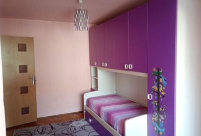 Apartament cu 3 camere decomandat în Mărăști - 2
