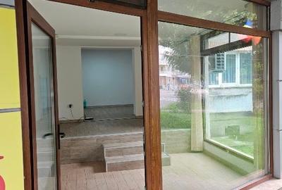 Spațiu comercial, de 34 mp, în Central - 2