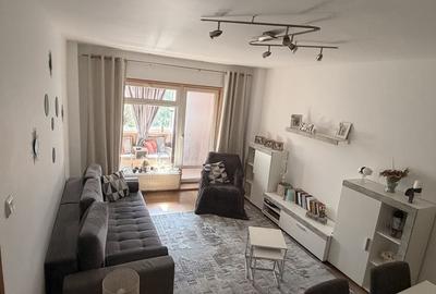 Apartament cu 3 camere în Central - 2