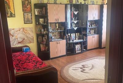 Apartament cu 3 camere decomandat în Buzaului - 5