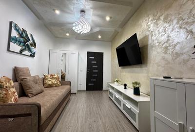 Apartament cu 2 camere decomandat în Podul de Fier