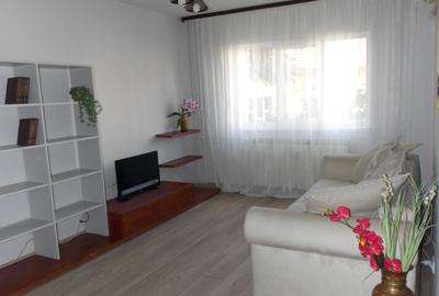 Apartament cu 2 camere decomandat în Decebal