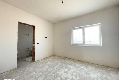 Casă cu 3 camere în Gherteniș