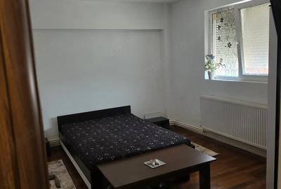 Garsonieră decomandată în Central - 1