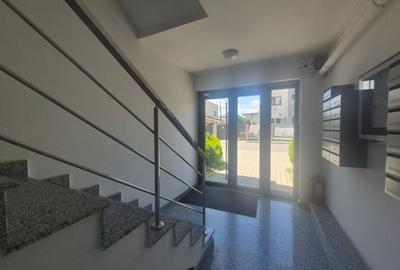 Garsonieră decomandată în Tunari - 12