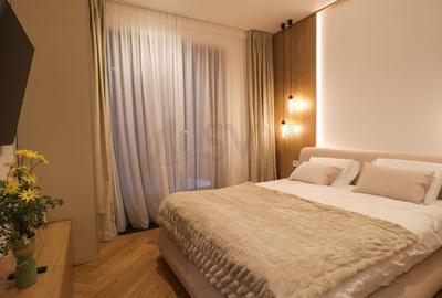 Apartament cu 2 camere decomandat, mobilat în Central