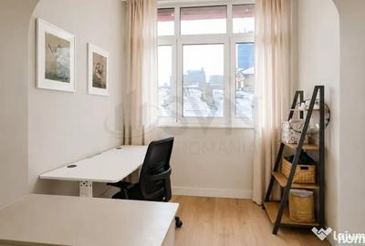 Apartament cu 3 camere decomandat în Primăverii
