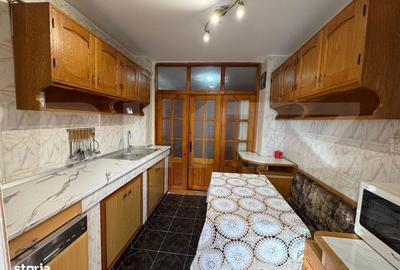 Apartament cu 2 camere decomandat, mobilat în Sărari - 3