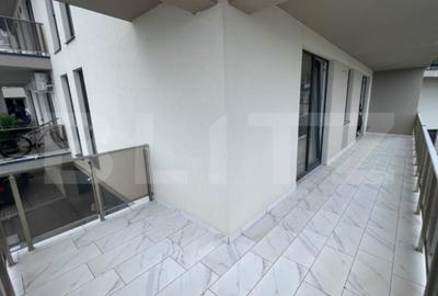 Apartament cu 3 camere semidecomandat în Florești - 2