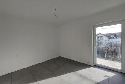 Casă individuală cu 4 camere cu Piscina în Fântânele - 8