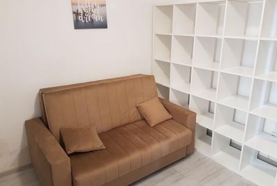 Garsonieră semidecomandată în Apărătorii Patriei